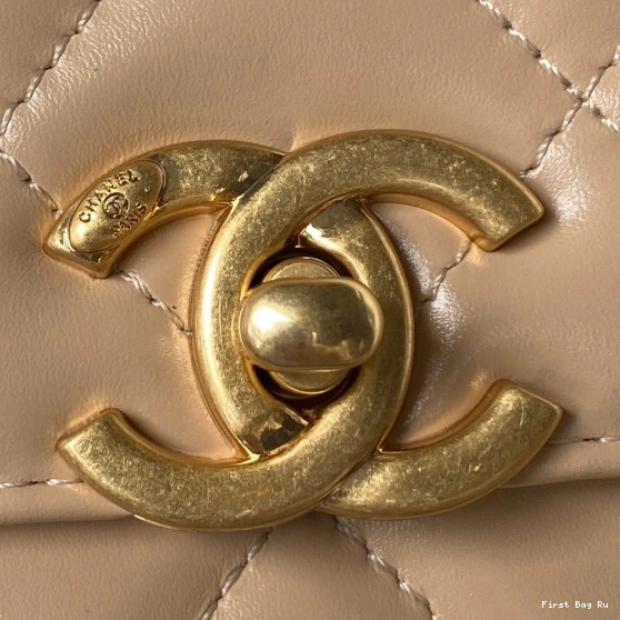 First Bag Ru BAG FLAP -12X19X8CM CHANEL 0711